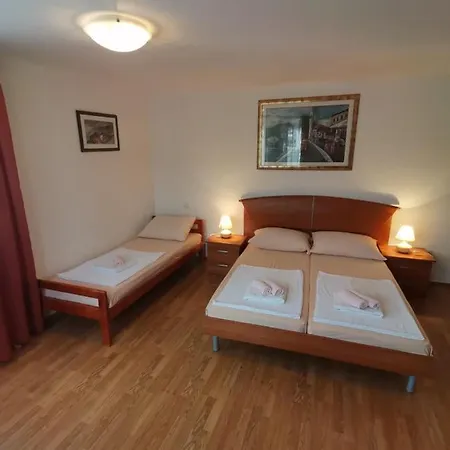 Stari Apartment